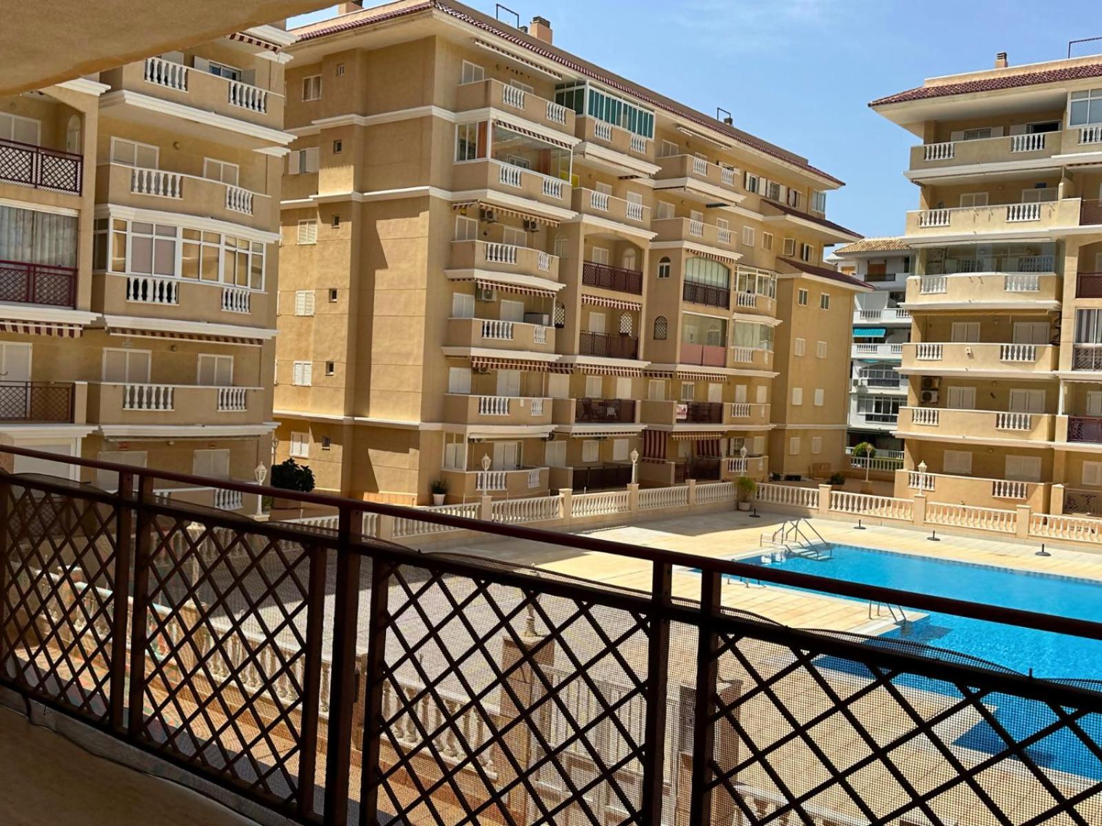 Cipres 4 Apartamento En Urbanizacion Con Piscina Торевьиа Экстерьер фото