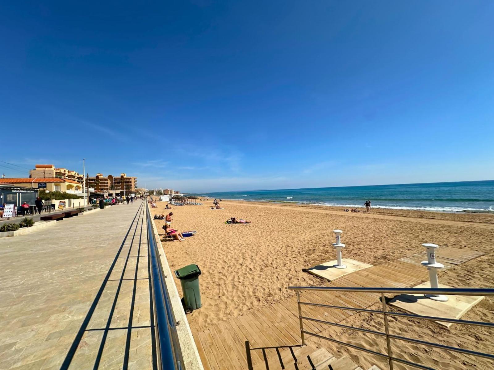 Cipres 4 Apartamento En Urbanizacion Con Piscina Торевьиа Экстерьер фото