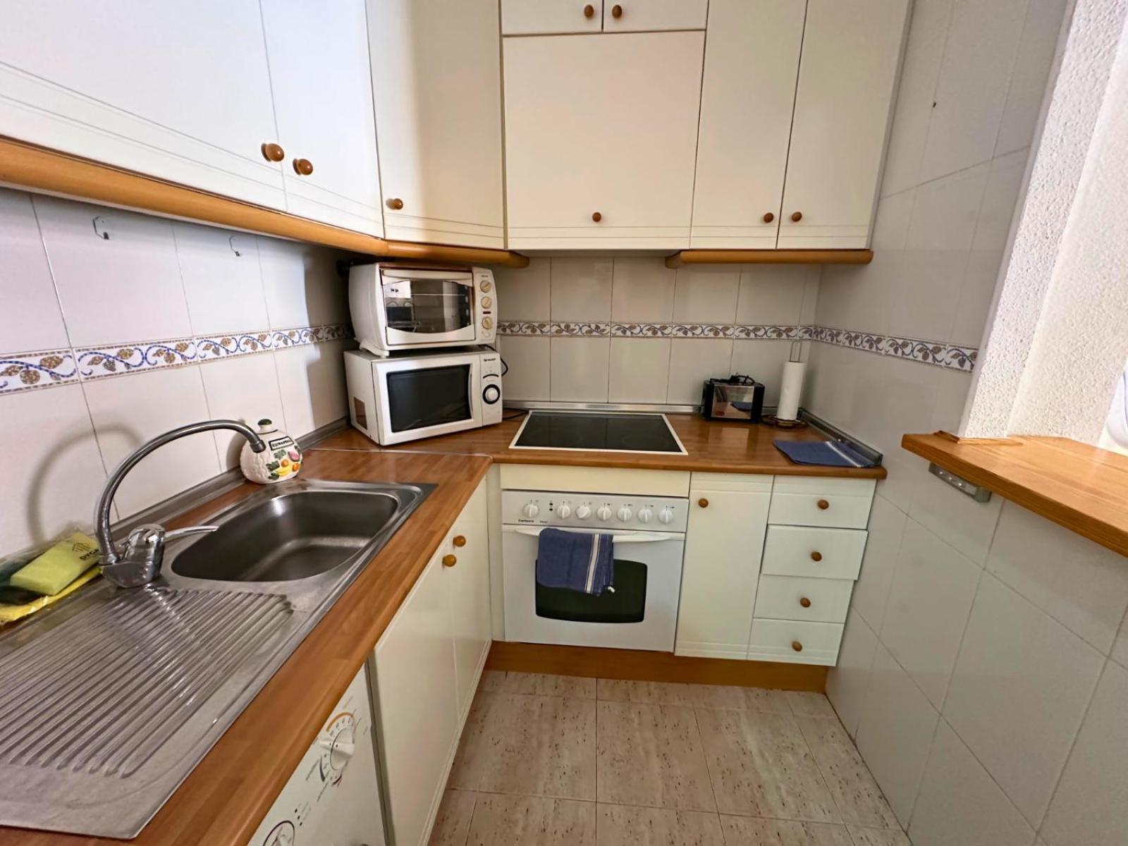 Cipres 4 Apartamento En Urbanizacion Con Piscina Торевьиа Экстерьер фото